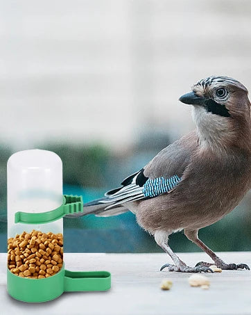 4 pcs Plastic Bird Water Feeder Drinker Clip